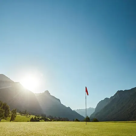 Traube Braz Alpen Golf Bludenz