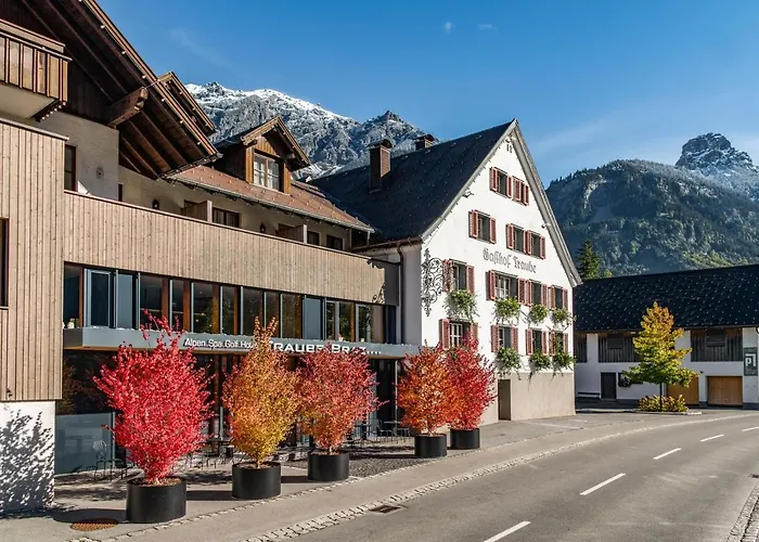 Отель Traube Braz Alpen Golf Блуденц