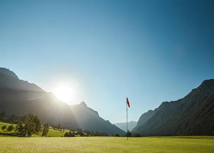 Traube Braz Alpen Golf Блуденц